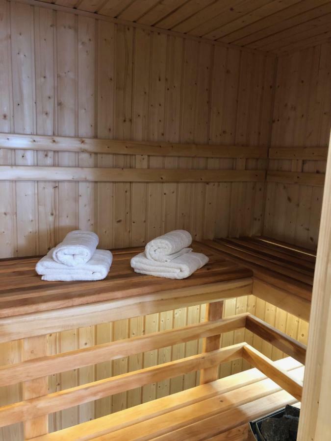 Family & Business Sauna Apartments No1 Lesny Nad Zalewem Cedzyna Unikat - 3 Bedroom With Private Sauna, Bath With Hydromassage, Terrace, Garage, Catering Options Кельце Экстерьер фото