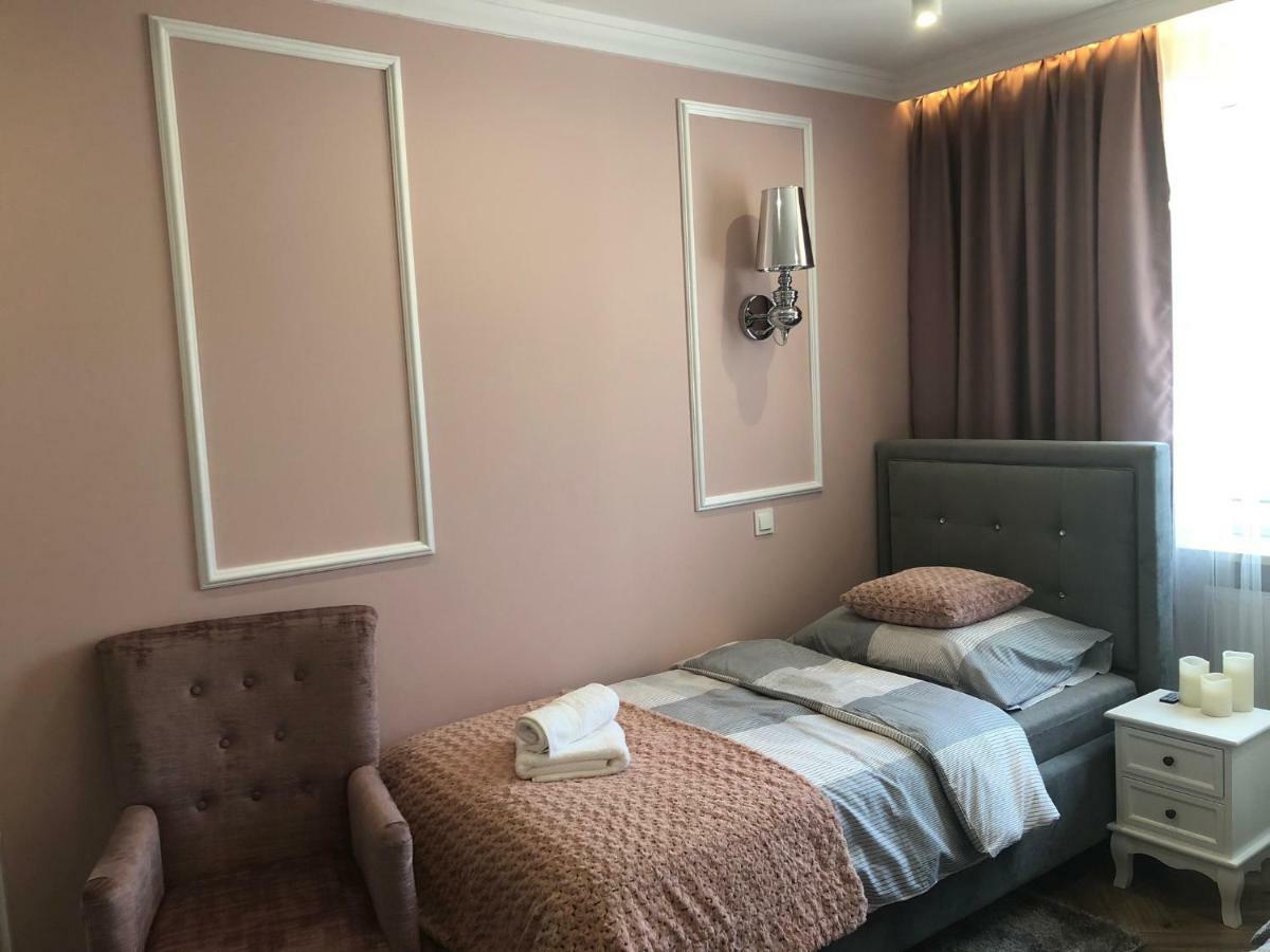 Family & Business Sauna Apartments No1 Lesny Nad Zalewem Cedzyna Unikat - 3 Bedroom With Private Sauna, Bath With Hydromassage, Terrace, Garage, Catering Options Кельце Экстерьер фото