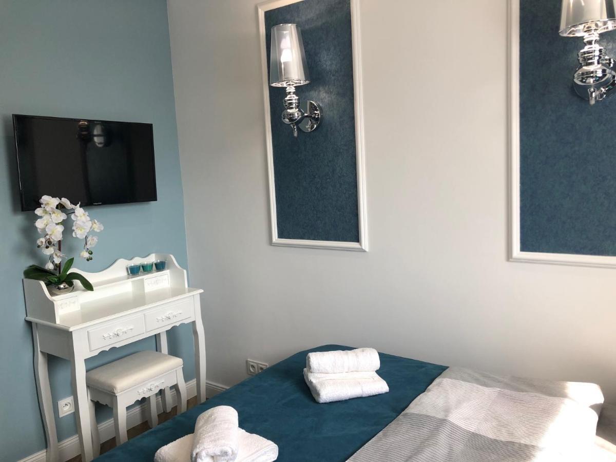 Family & Business Sauna Apartments No1 Lesny Nad Zalewem Cedzyna Unikat - 3 Bedroom With Private Sauna, Bath With Hydromassage, Terrace, Garage, Catering Options Кельце Экстерьер фото